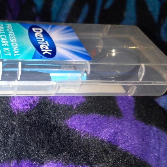 DenTek Professional Oral Care Kit🤑 - Picture 3 of 3